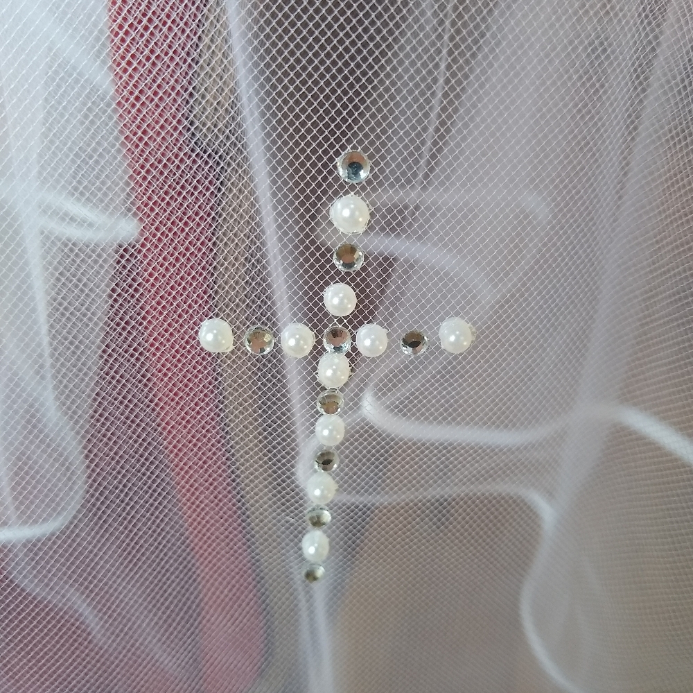 First Communion Veil - Picture 3 of 3